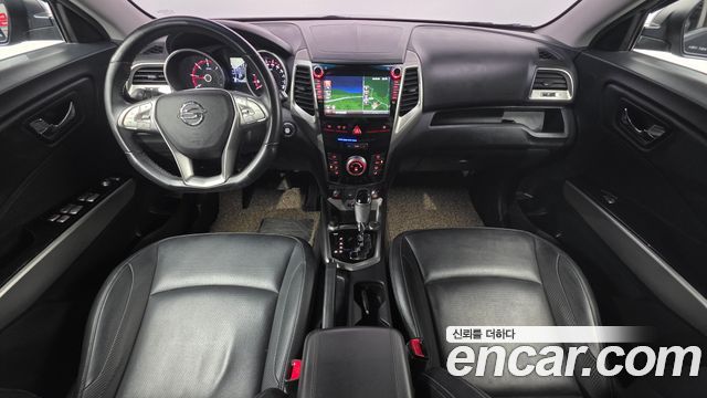 KG Mobility Tivoli — interior