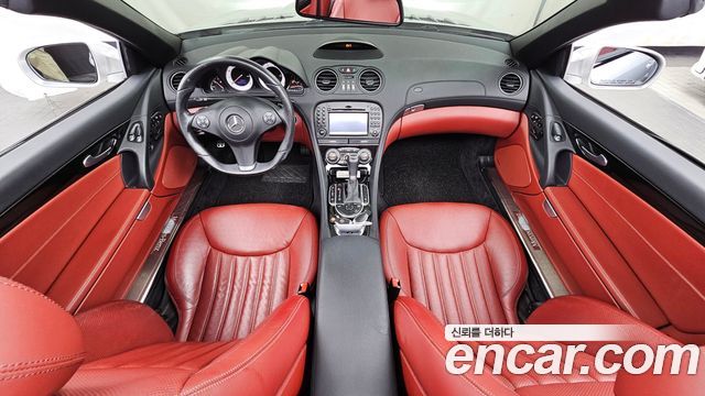 Mercedes-Benz SL-Class — interior
