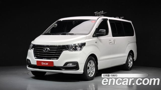 Hyundai Starex