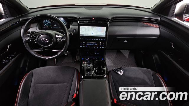 Hyundai Tucson — interior