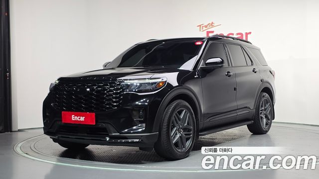 Ford Explorer — exterior
