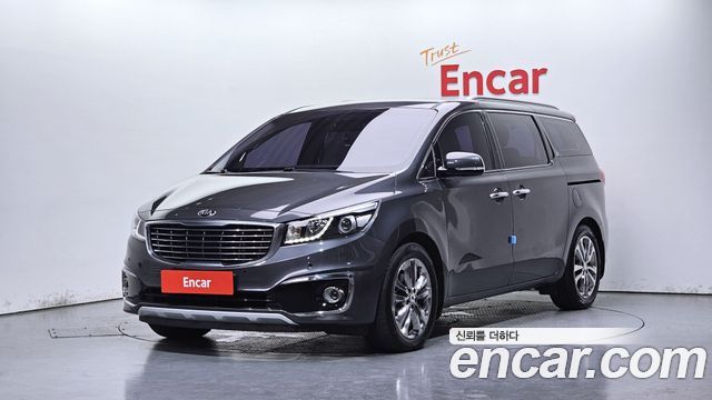 Kia Carnival — exterior