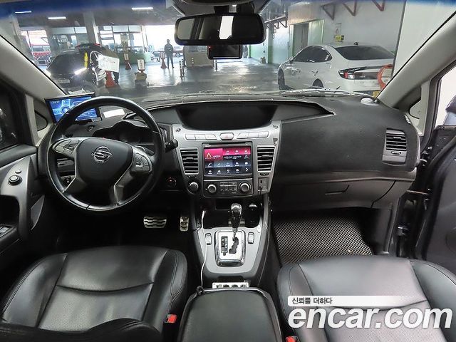 KG Mobility Korando — interior