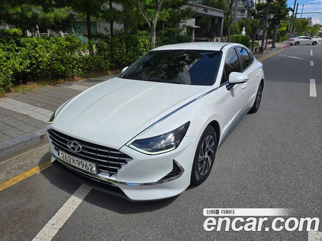 Hyundai Sonata — exterior