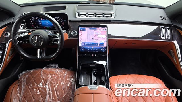 Mercedes-Benz S-Class — interior