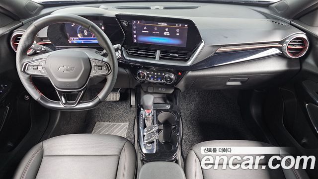 Chevrolet Korea Trax — interior