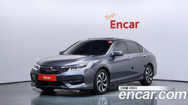 Honda Accord — exterior