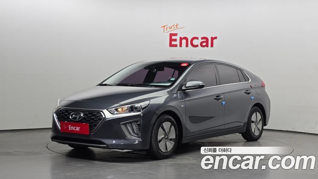 Hyundai Ioniq — exterior