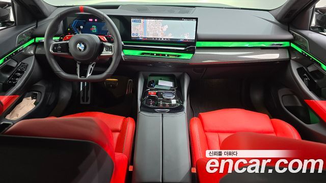 BMW M5 — interior