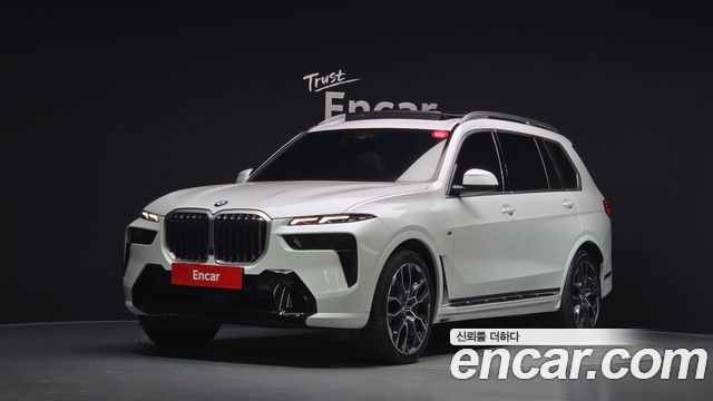 BMW X7 — exterior
