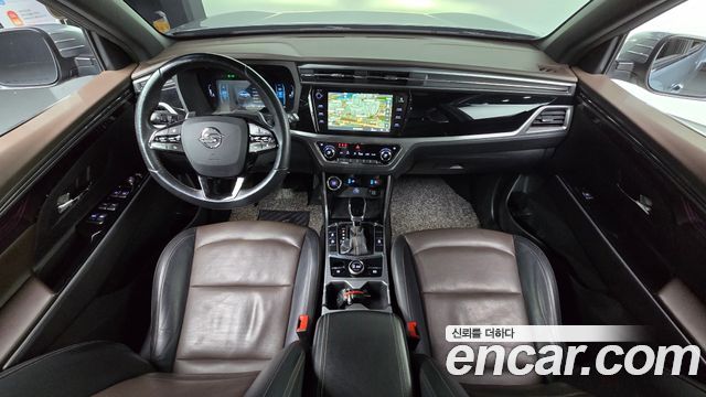 KG Mobility Korando — interior