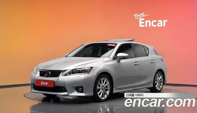 Lexus CT200h — exterior