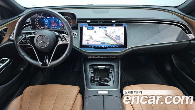 Mercedes-Benz E-Class — interior