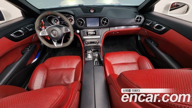 Mercedes-Benz SL-Class — interior