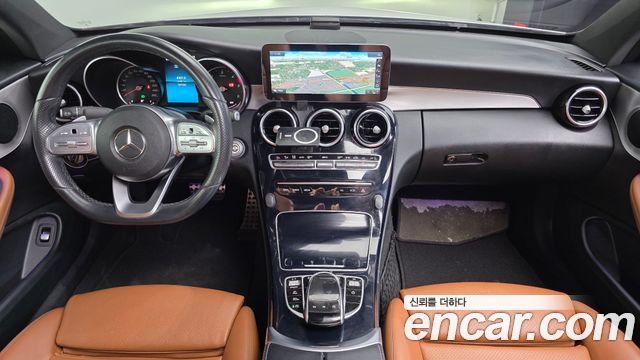 Mercedes-Benz C-Class — interior