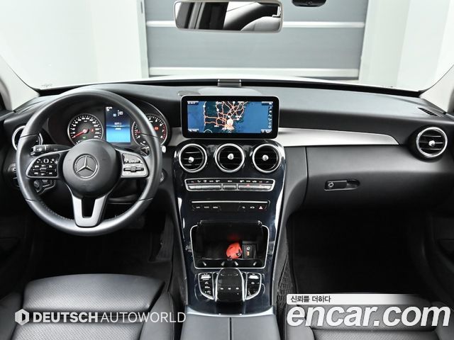 Mercedes-Benz C-Class — interior