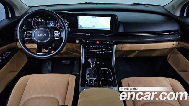 Kia Carnival — interior