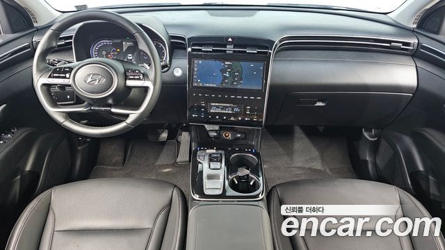Hyundai Tucson — interior