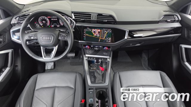 Audi Q3 — interior