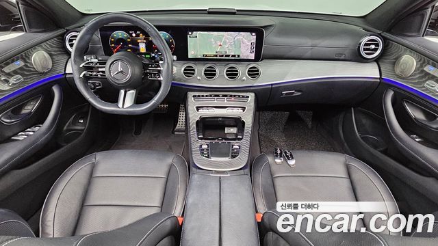 Mercedes-Benz E-Class — interior