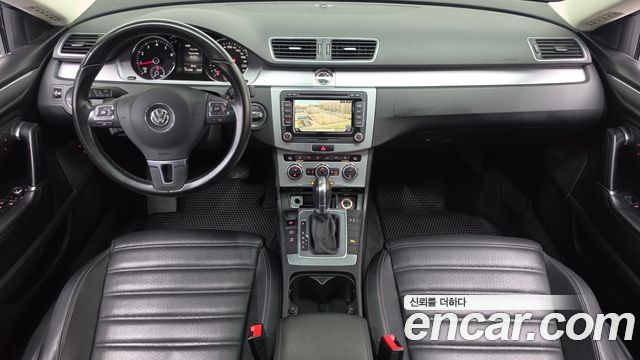 Volkswagen CC — interior