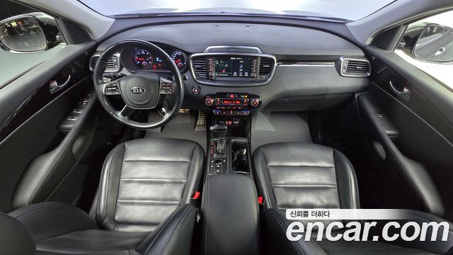 Kia Sorento — interior
