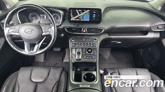 Hyundai Santa Fe — interior
