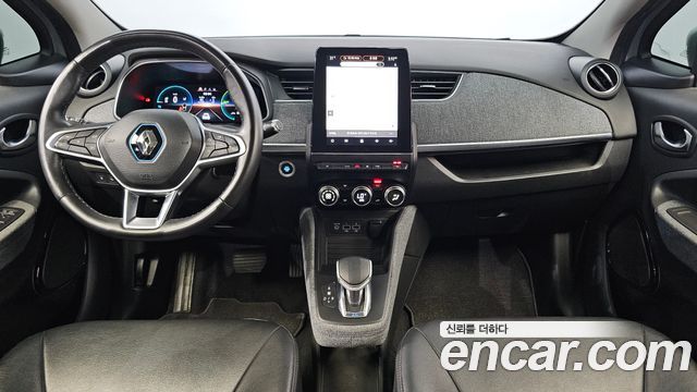 Renault Korea Zoe — interior