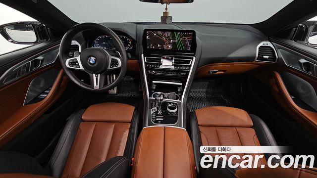 BMW 8 Series — interior