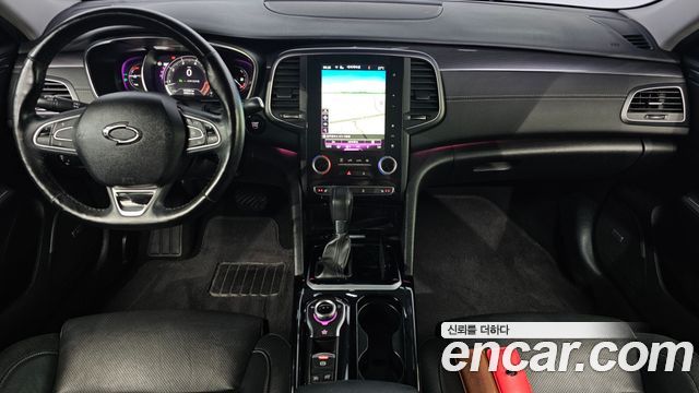 Renault Korea SM6 — interior