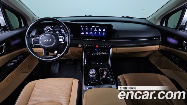 Kia Carnival — interior