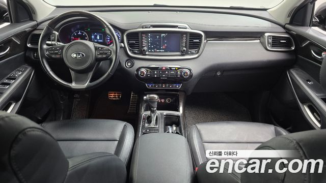Kia Sorento — interior