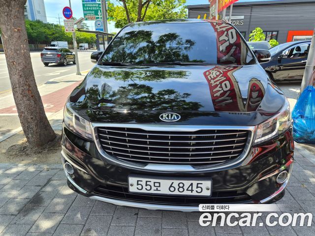 Kia Carnival — exterior