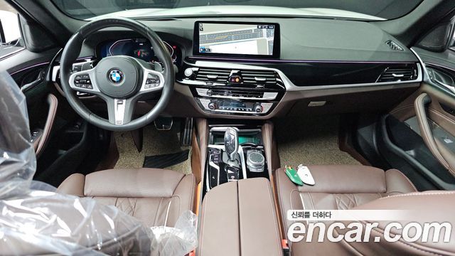 BMW 5 Series — interior