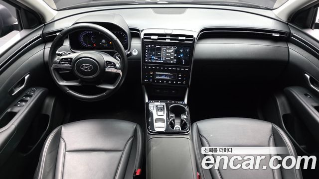 Hyundai Tucson — interior