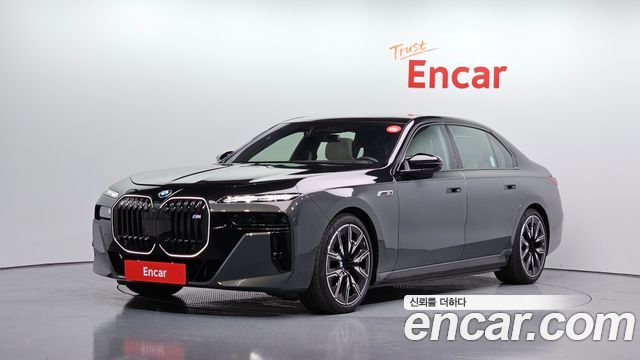 BMW i7 — exterior