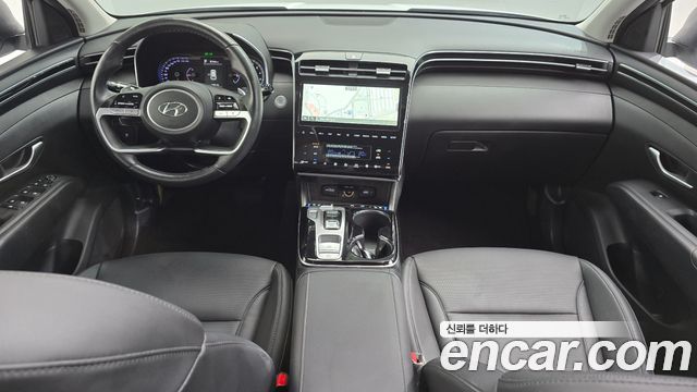 Hyundai Tucson — interior