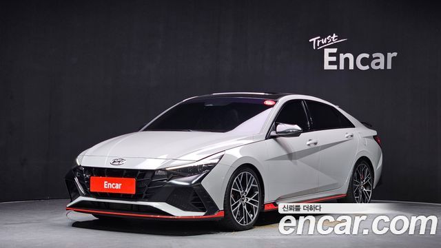 Hyundai Avante — exterior