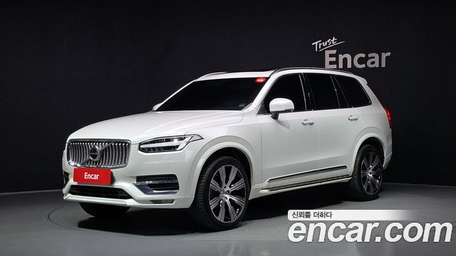 Volvo XC90 — exterior