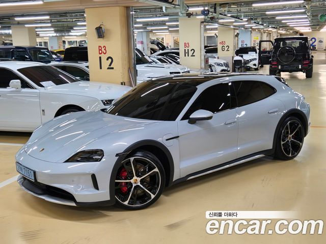 Porsche Taycan — exterior