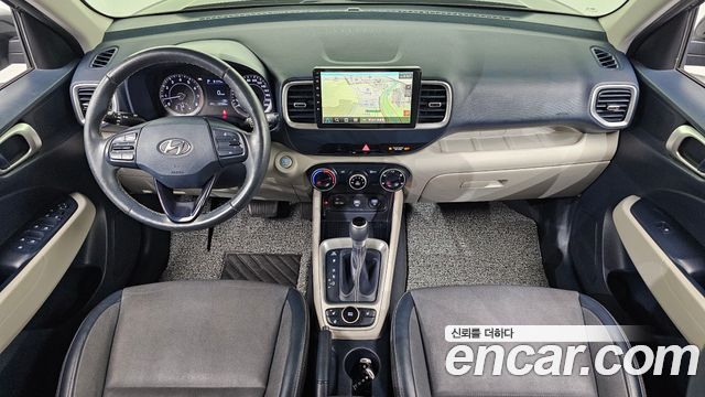 Hyundai Venue — interior