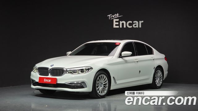 BMW 5 Series — exterior