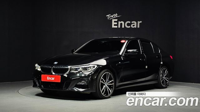 BMW 3 Series — exterior