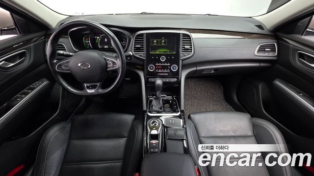 Renault Korea SM6 — interior