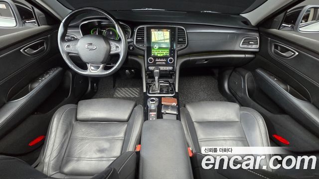 Renault Korea SM6 — interior
