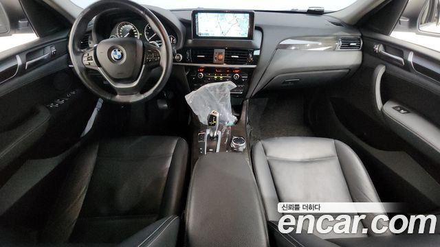BMW X4 — interior