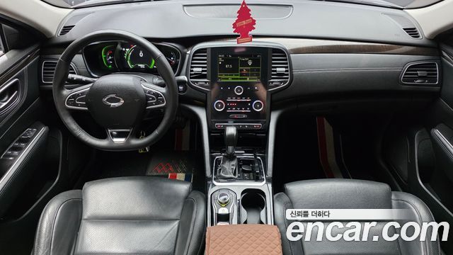 Renault Korea SM6 — interior