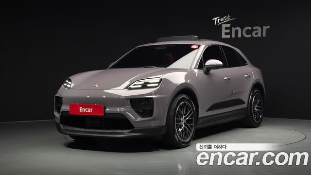 Porsche Macan — exterior