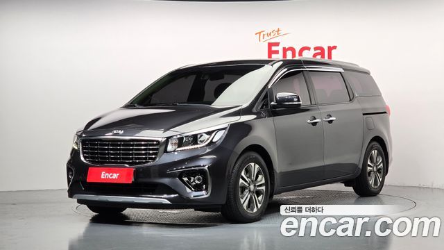 Kia Carnival — exterior