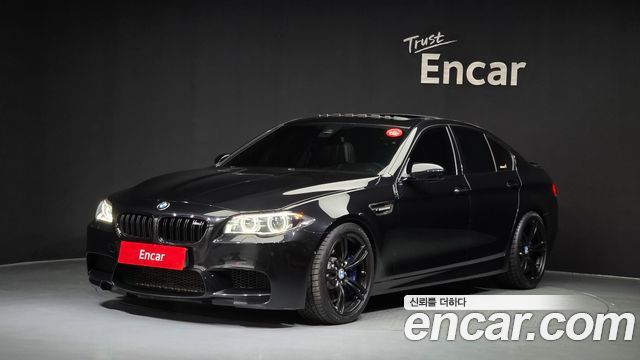 BMW M5 — exterior